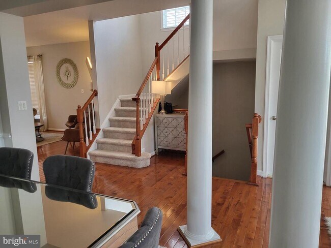 Foto del edificio - 8200 Gunston Commons Way