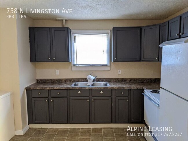 Foto del edificio - 3BR West Side House!