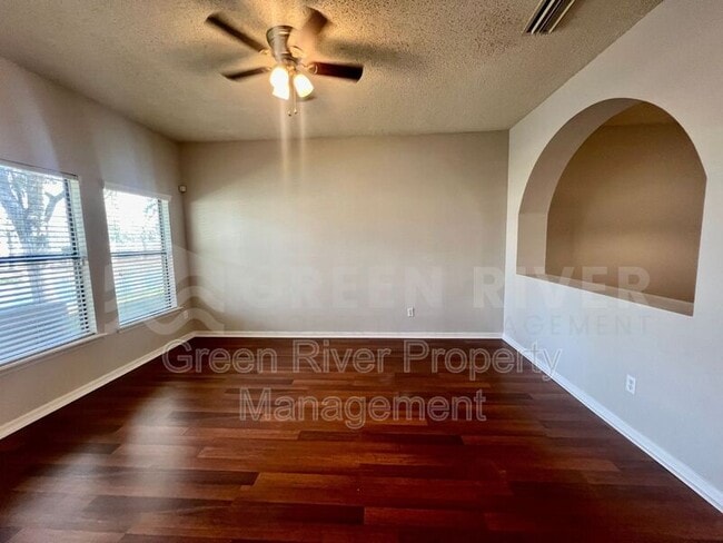 Building Photo - 5285 Brighton Park Ln