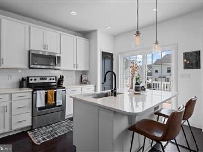 Foto del edificio - 3 Bedroom Single Family Townhouse in Bear ...