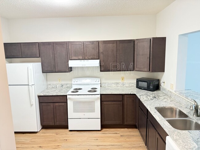 Building Photo - 826 Rossford Run