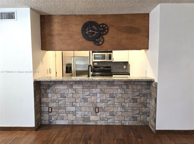 Foto del edificio - 10421 SW 157th Pl