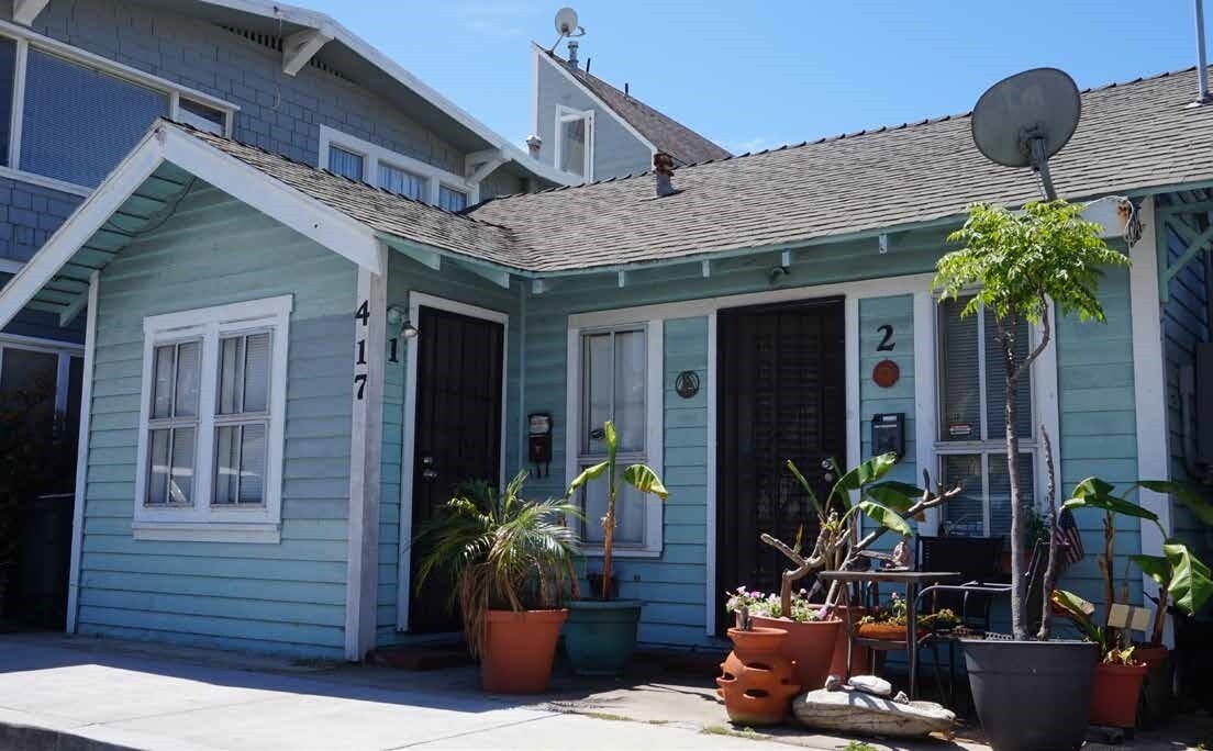 Primary Photo - 417 E Bay Ave