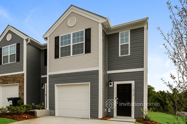 Building Photo - 11810 Brier Vlg Ln