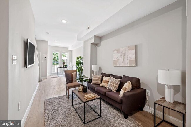 Foto del edificio - 1607 Clifton Ave