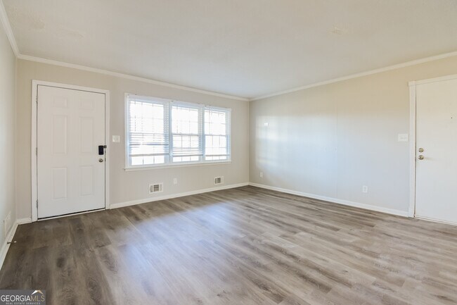 Building Photo - 2684 Idlewild Rd