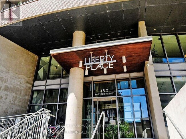 Photo du bâtiment - 150-1150 E Liberty St