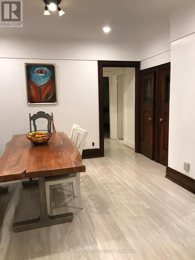 Building Photo - 265 Garden Ave