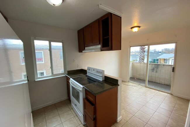 Building Photo - 5644od