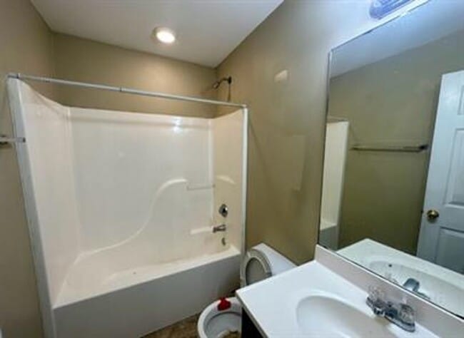 Foto del edificio - House for Rent