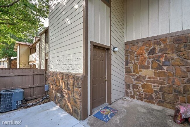 Building Photo - 6366 S 80th E Ave