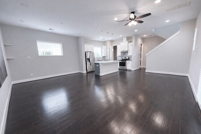 Building Photo - 10806 Warwana Rd