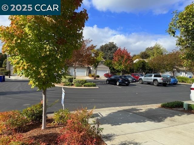 Foto del edificio - 10 Tarn Ct