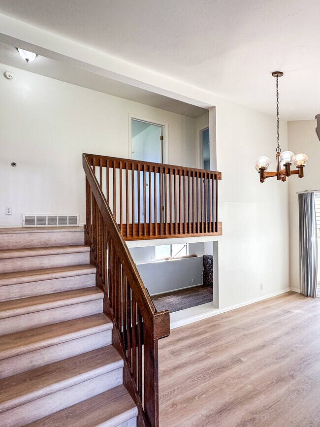 Photo - 4957 2665 W House