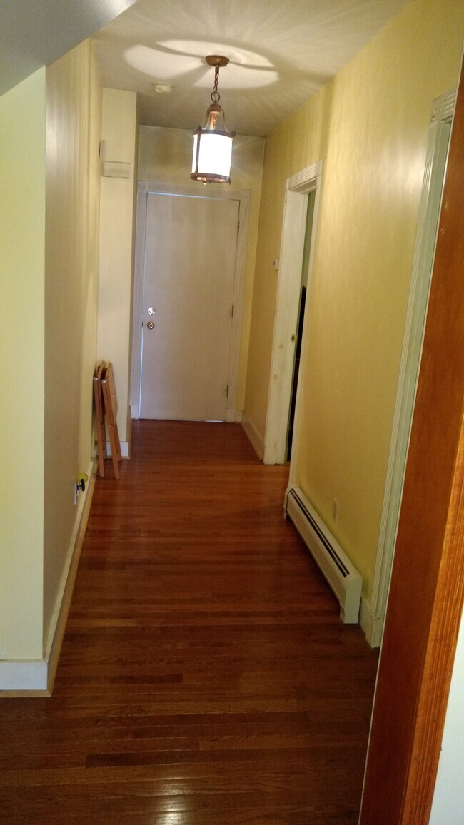 67 Bloomfield Ave Unit 1, River Edge, NJ 07661 Apartments in River