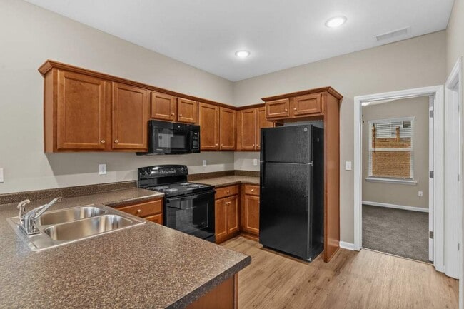 Building Photo - 2243 Del Carmel Way