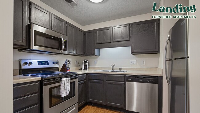 Foto del edificio - 6400 Old Oak Ridge Rd