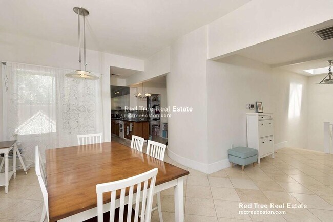 Foto del edificio - 28 Babcock St