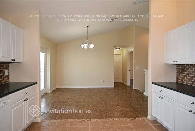 Foto del edificio - 2351 SW Freeman St