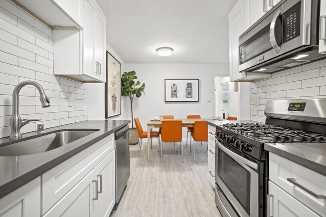 Building Photo - Kling Trio Apartments