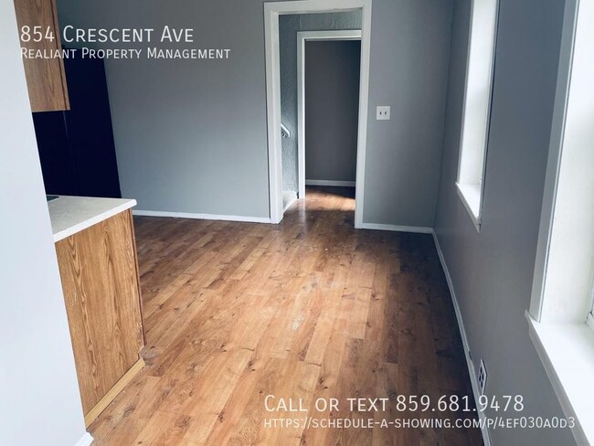 Foto del edificio - 854 Crescent Ave