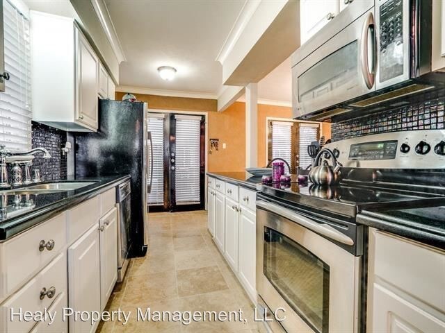 Foto del edificio - 7730 Meadow Rd