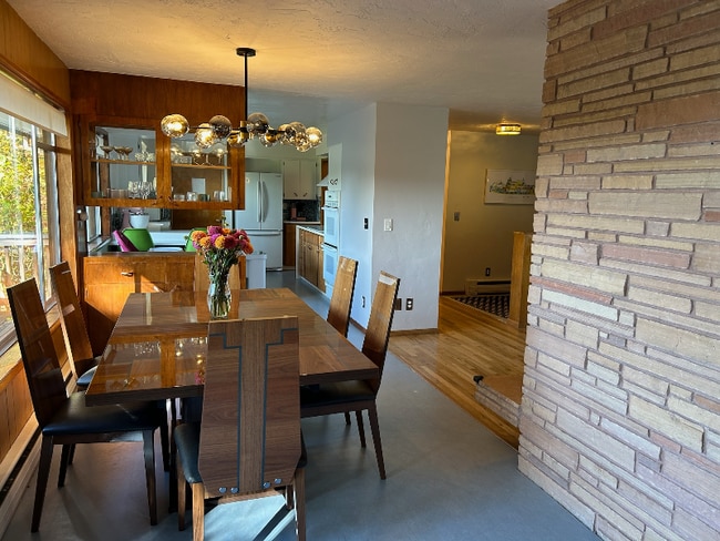 Foto del edificio - 504 Meadow View Rd