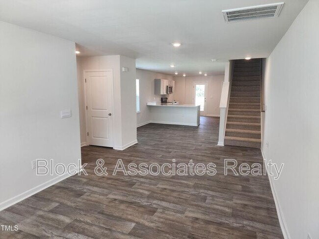 Foto del edificio - 8640 Brixton Shay Dr