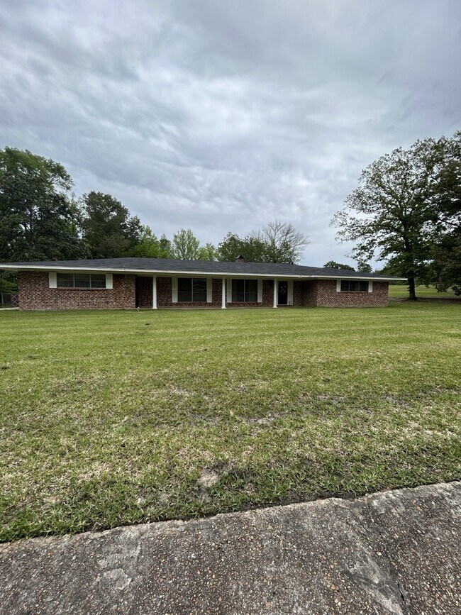 Building Photo - 2200 Nolan Trace