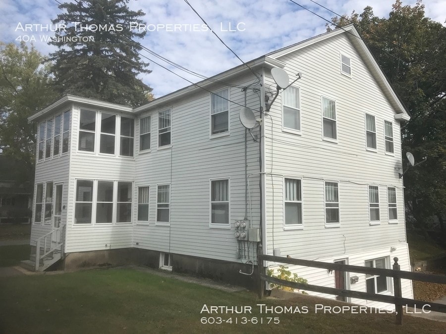 40 Washington St, Rochester, NH 03867 House for Rent in Rochester, NH