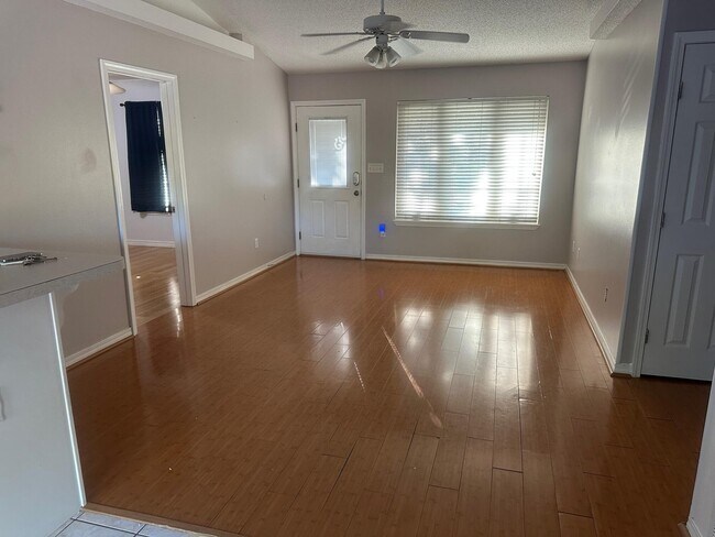 Foto del edificio - 2026 Church St