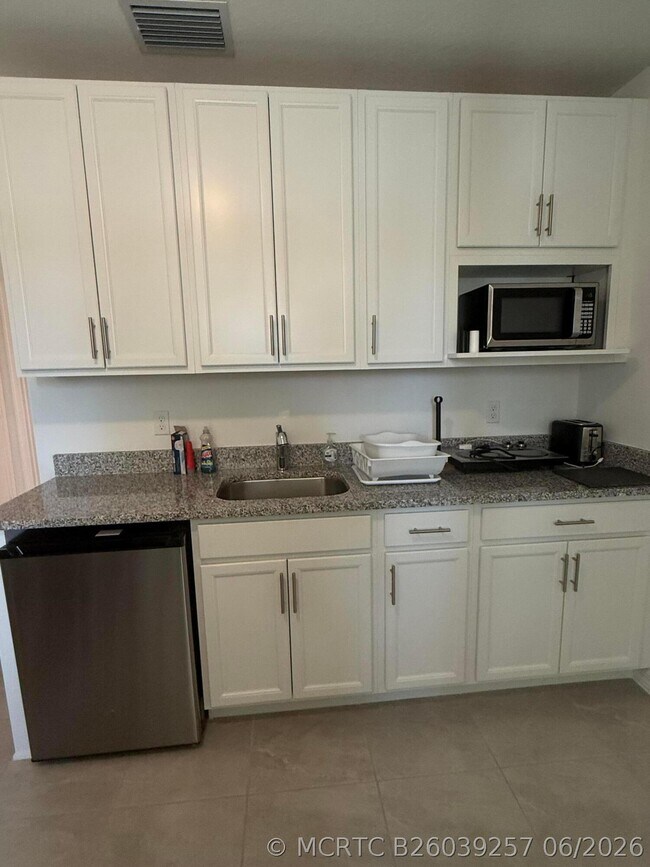 Foto del edificio - 3414 SW Princeton St