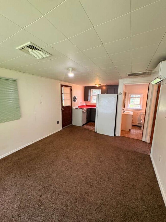 Foto del edificio - 101 Honeywell Ln