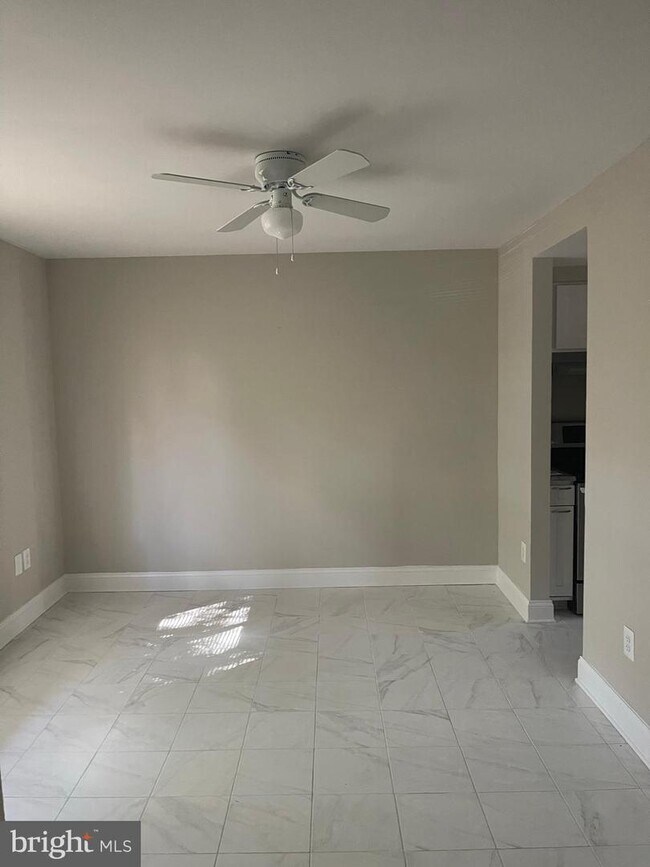 Building Photo - 7005 Knighthood Ln