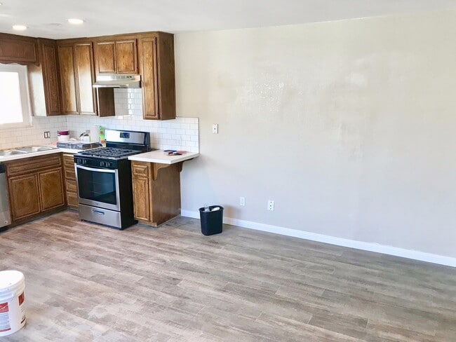 Interior Photo - Park Blvd - Urban on Park