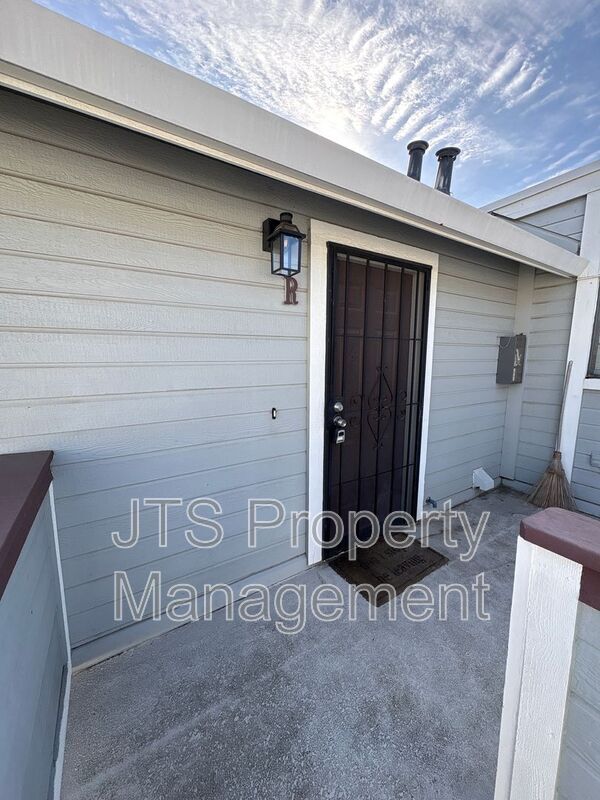 Foto del edificio - 7417 Auburn Oaks Ct