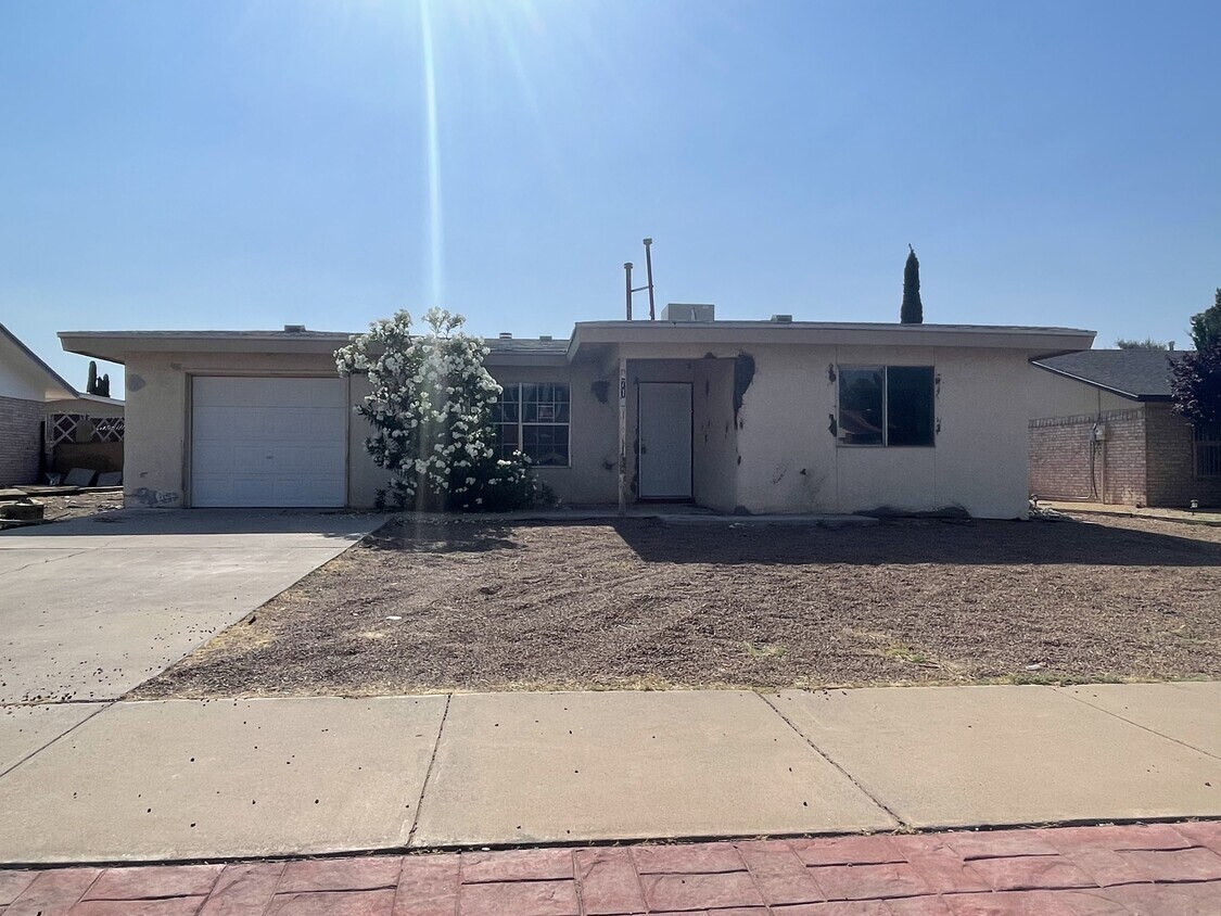 Foto principal - 1716 Dean Martin Dr
