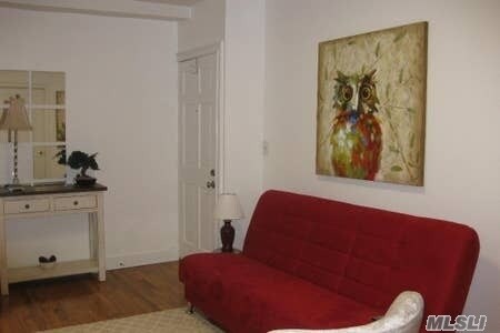 Foto del edificio - 102-1 Northern Blvd