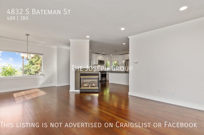 Building Photo - Roomy 4-bed/2.5-bath Seattle home!