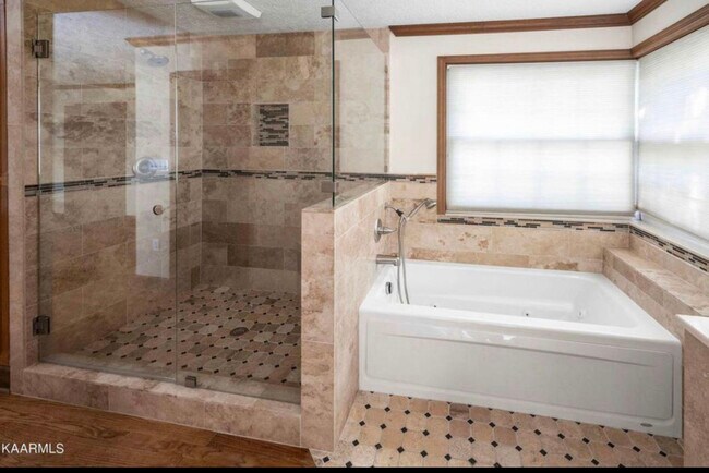 Foto del edificio - 4504 Holston Hills Rd