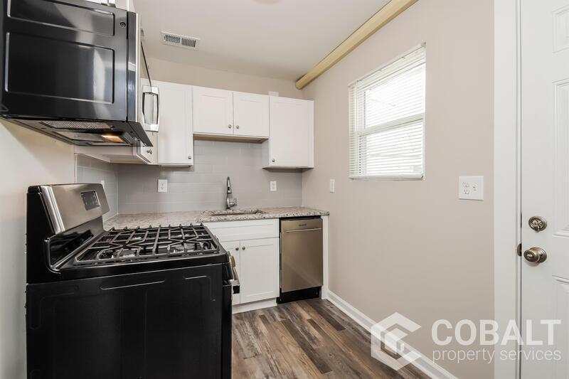 Foto principal - 3586 Jackson St