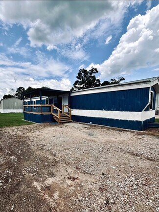 Building Photo - 310 Paddock St