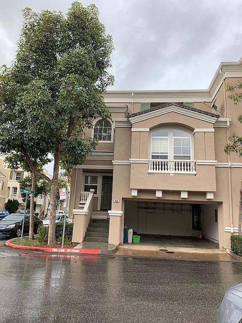 Foto principal - 4 bedroom in Milpitas CA 95035