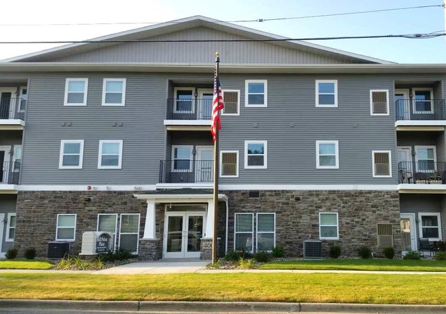 Foto del edificio - Mill Point Place Senior Living