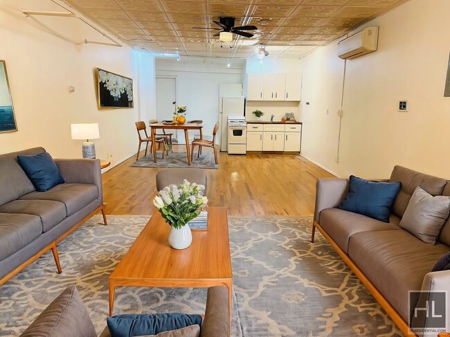 Foto del edificio - Huge Orchard Street Loft Apartment!