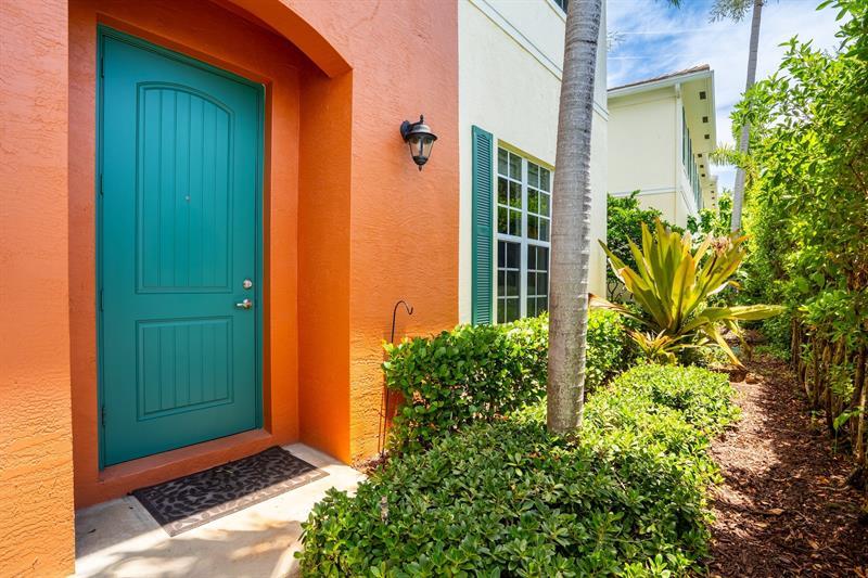 Foto principal - 250 SW 7th Ct
