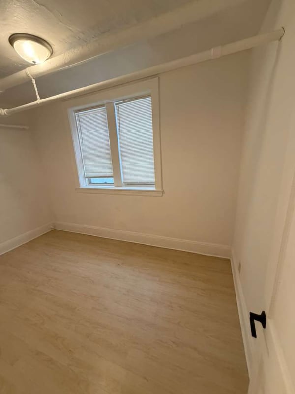 Foto del edificio - 14148 Superior Rd