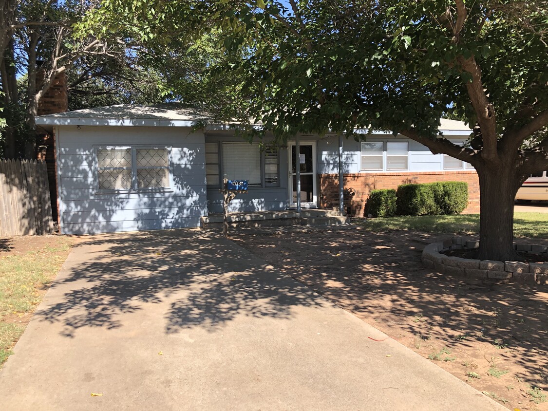 Foto principal - 4706 42nd St