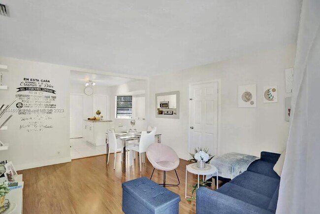 Foto del edificio - 2552 Wiley St