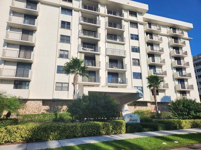 Foto del edificio - 145 S Ocean Ave